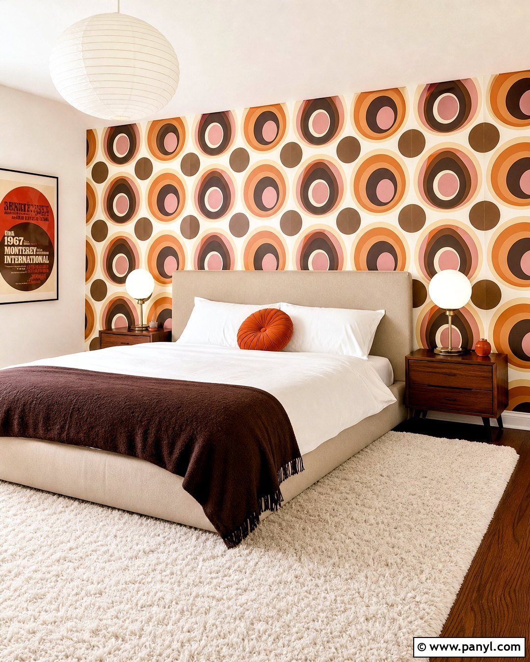 1960s Mod Circle Wallpaper Accent Wall - 20 retro accent wall ideas