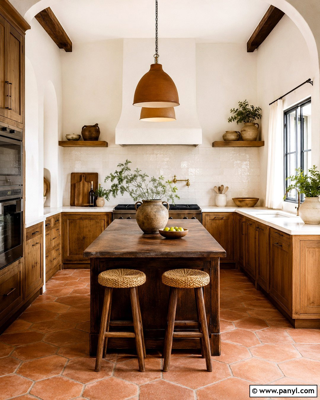 Alabaster Kitchen Walls With Terracotta Accents - 20 Alabaster White Kitchen Walls