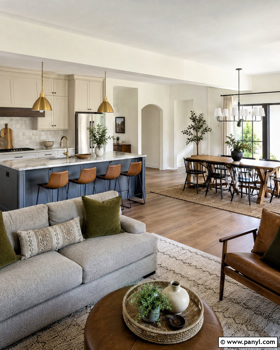 Alabaster Walls In An Open-Concept Home - 45 Alabaster Sherwin Williams Walls