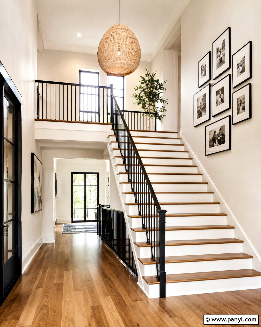 Alabaster Walls On A Staircase - 45 Alabaster Sherwin Williams Walls