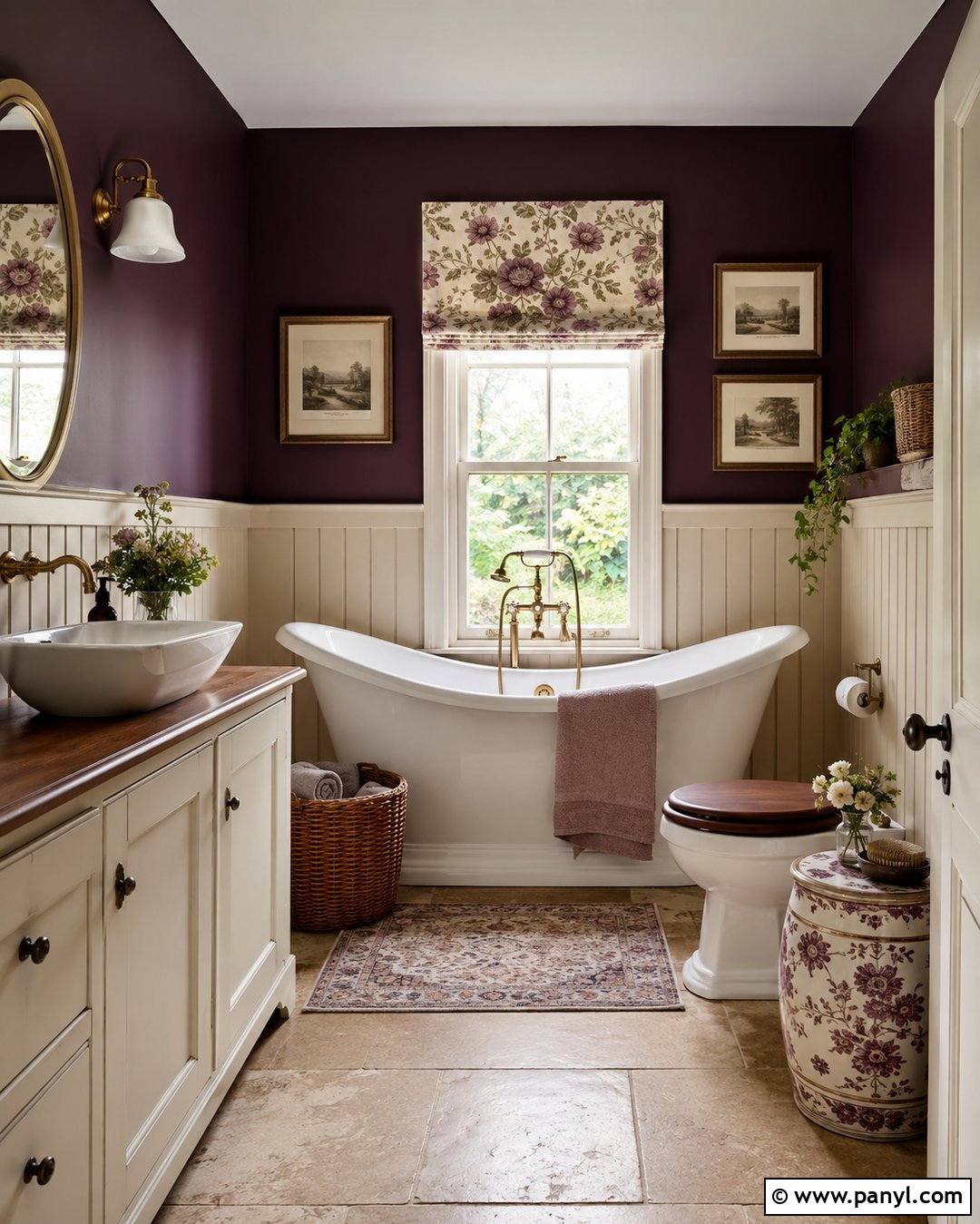 Aubergine Cottage Bathroom - 20 Vintage Bathroom With Dark Walls