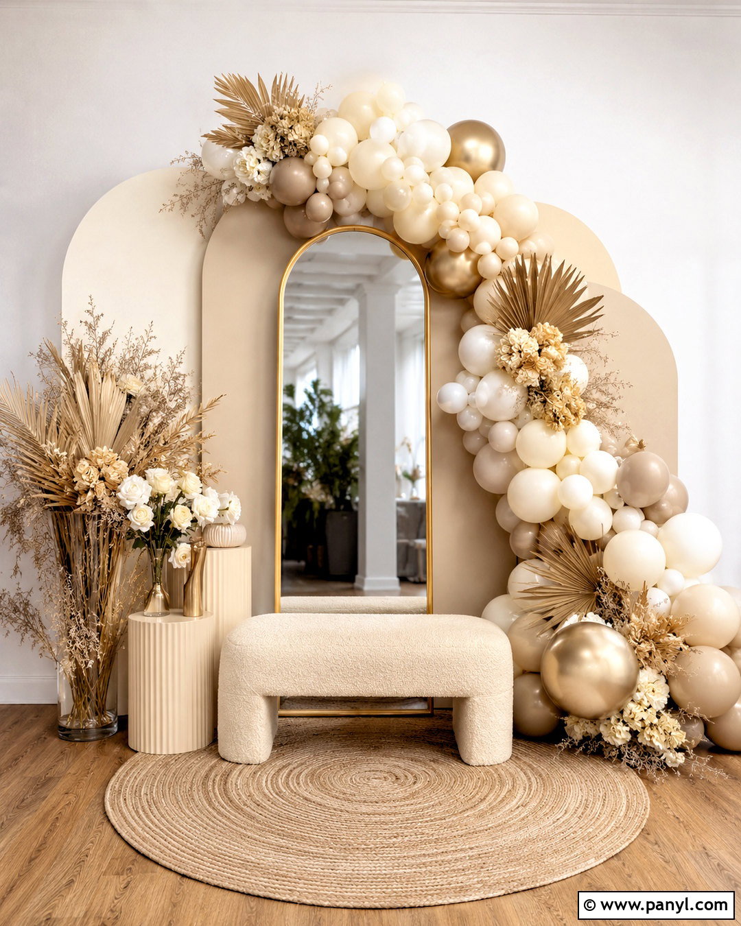 Balloon Mirror Backdrop - 20 mirror backdrop ideas