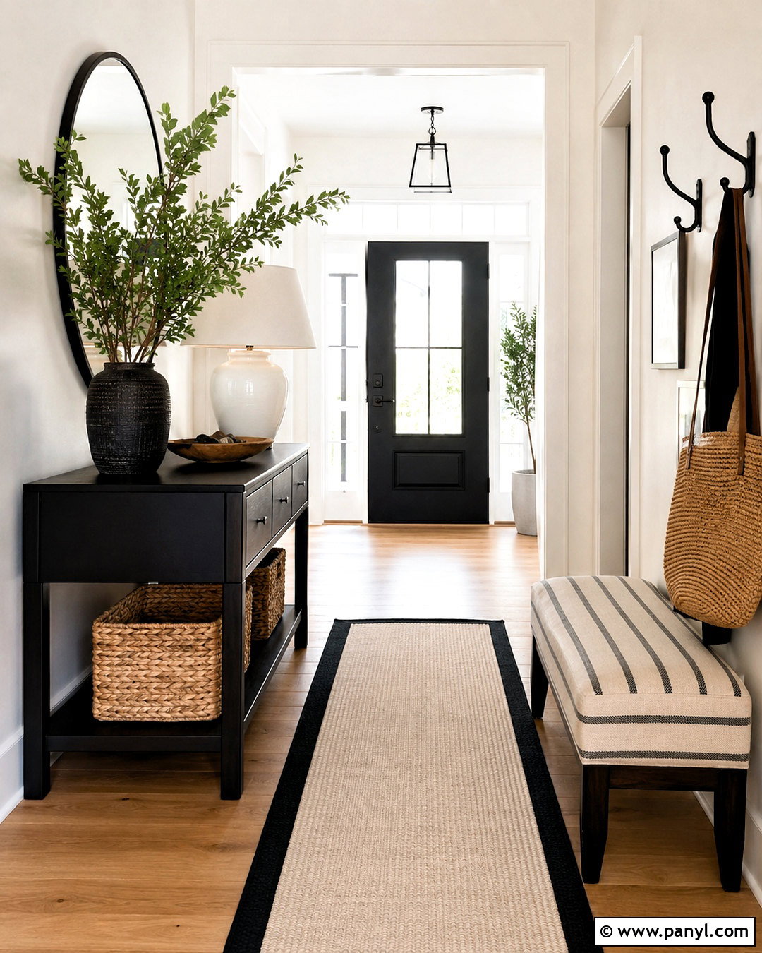 Black And White Entryway - 20 black and white interior design ideas