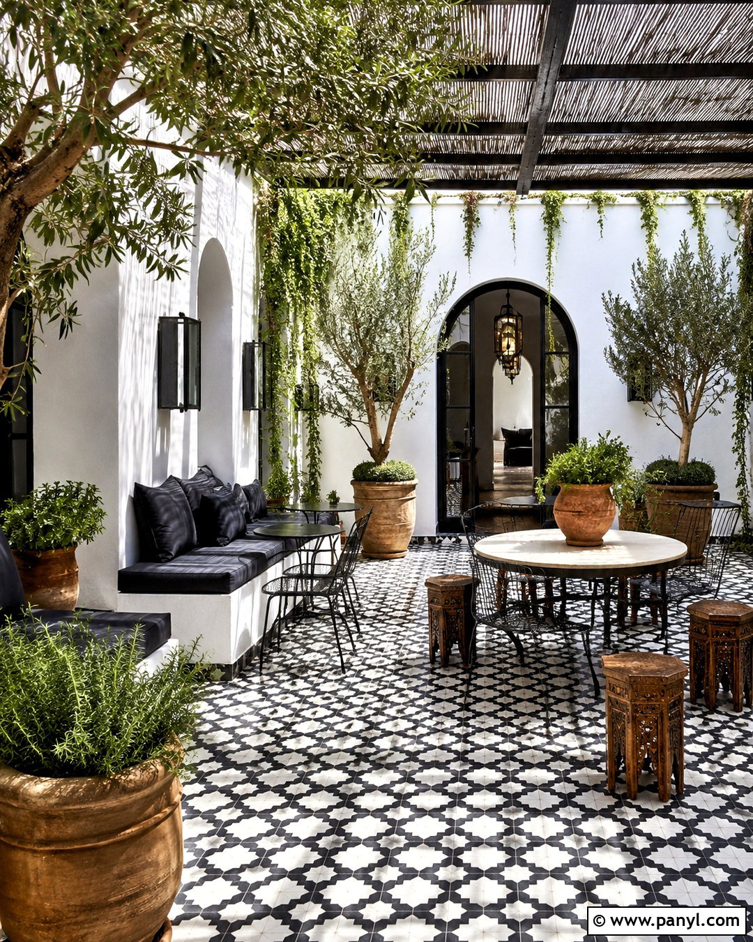 Black And White Moroccan Courtyard - 20 black and white pattern design ideas