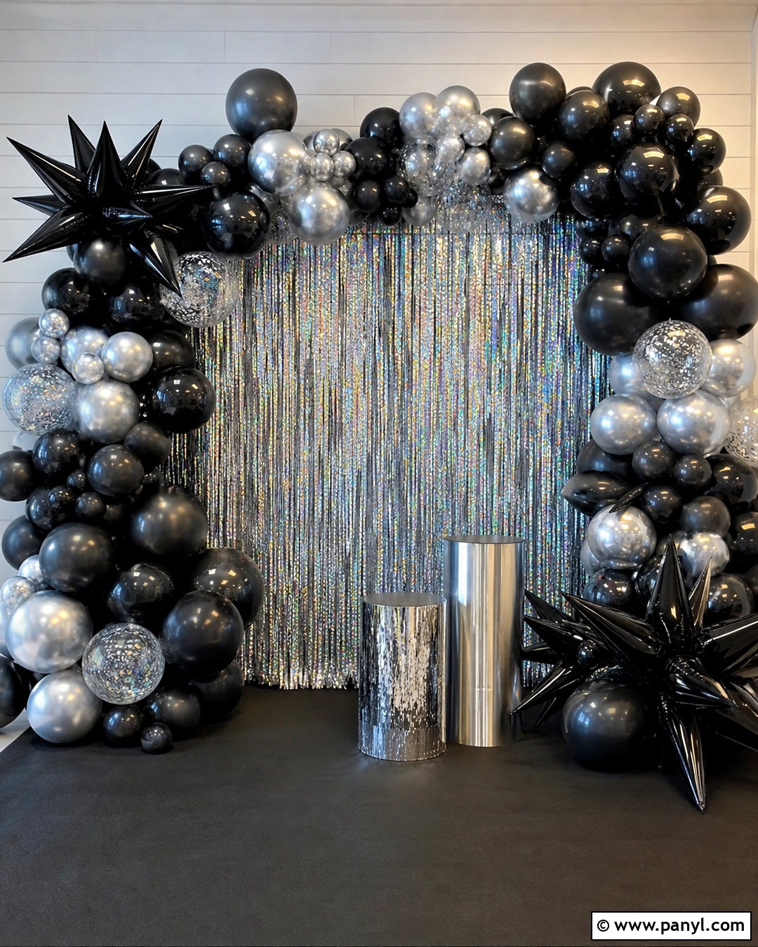 Black Balloon Wall With Fringe - 20 black balloon wall ideas