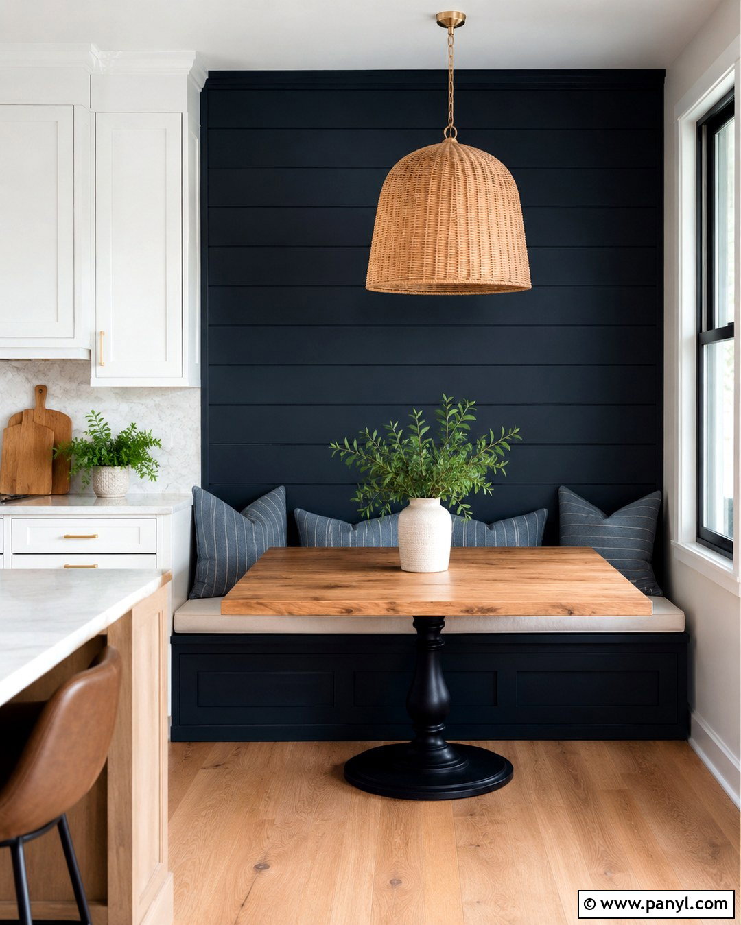 Black Blue Kitchen Breakfast Nook Wall - 20 Black Blue Wall Ideas