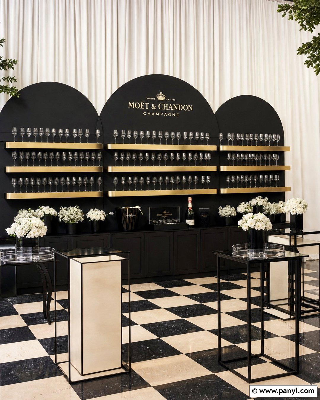 Black Champagne Wall With Checkerboard Floor - 30 black champagne wall ideas