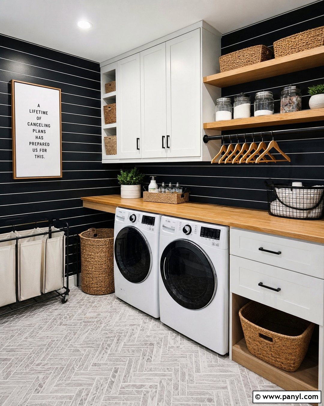 Black Laundry Room Wall With White Stripes - 20 Black Wall With White Stripes