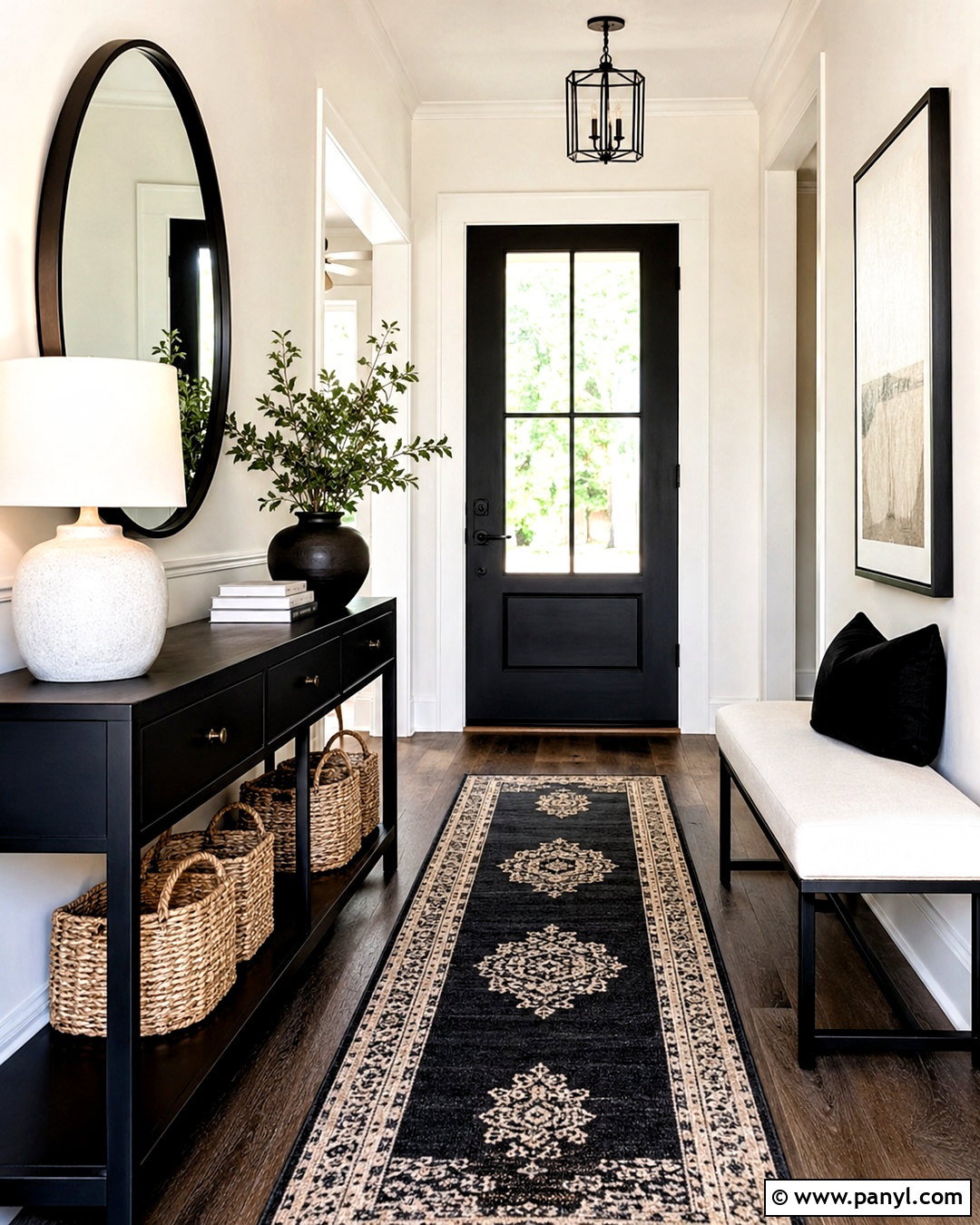 Black and White Entryway - 20 black and white home decor ideas