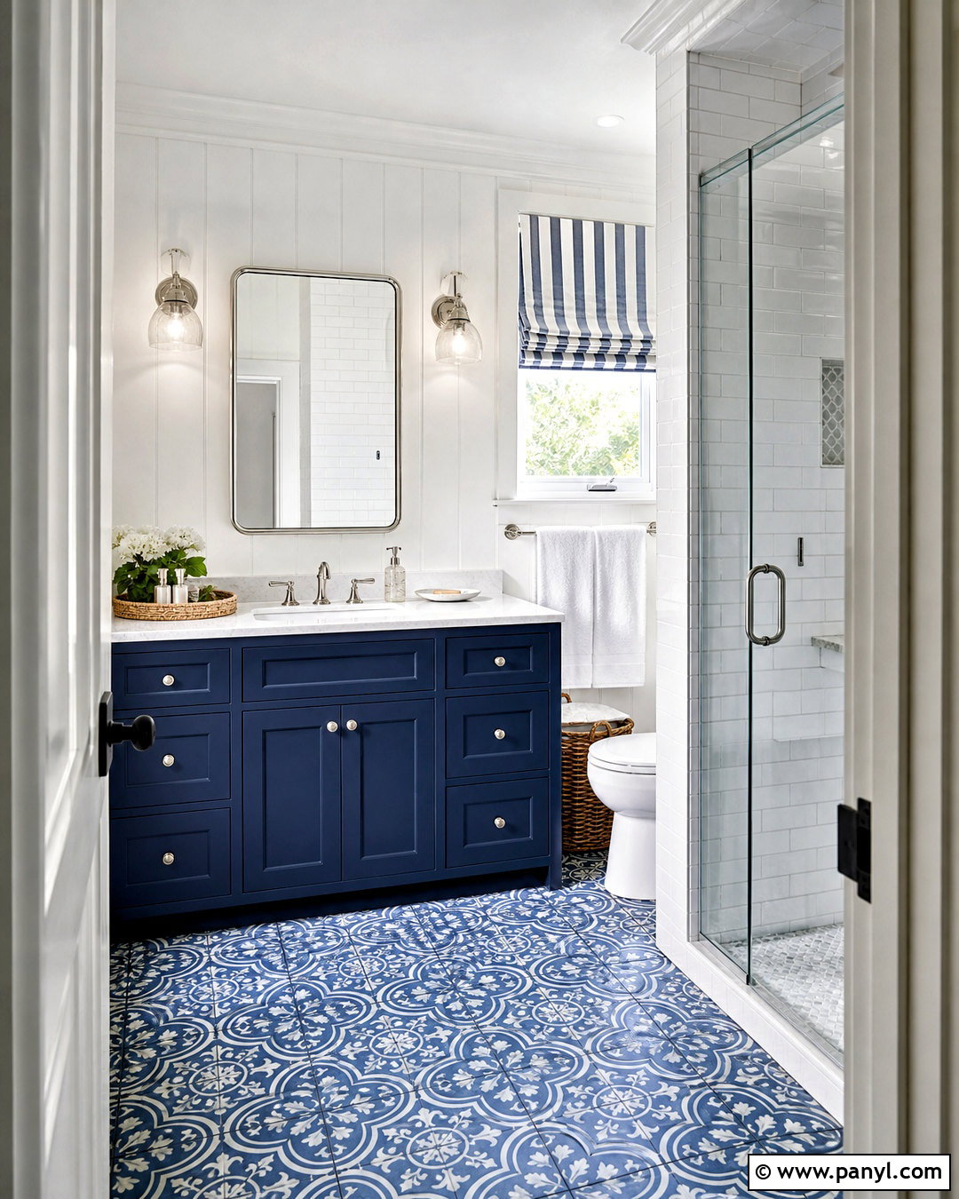 Blue And White Bathroom - 20 bathroom design ideas
