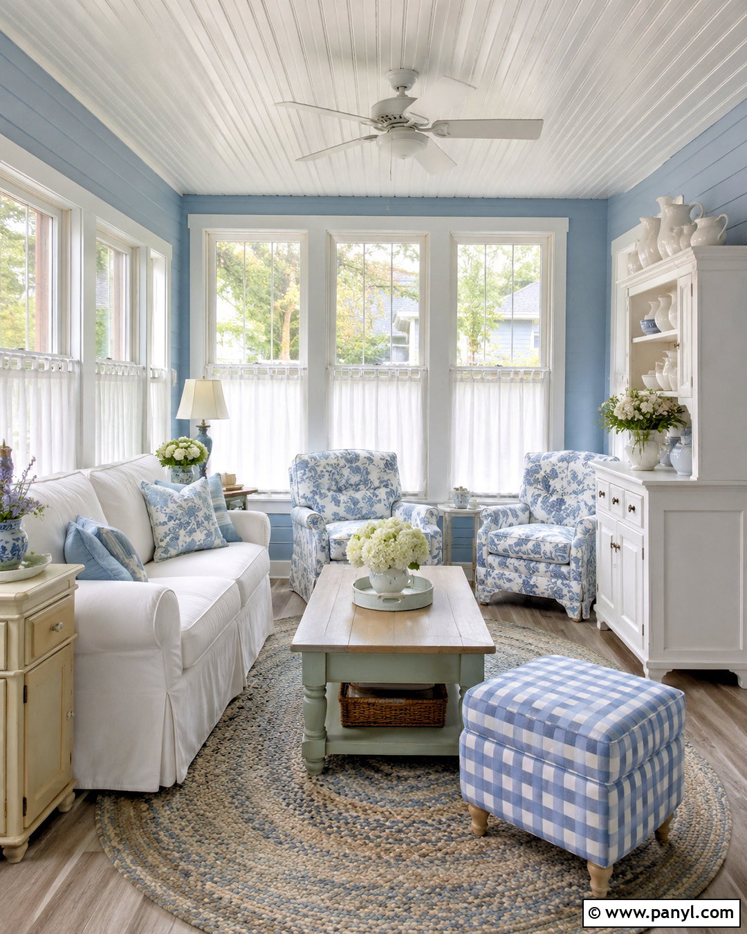 Blue Cottage Sunroom - 20 blue sunroom ideas