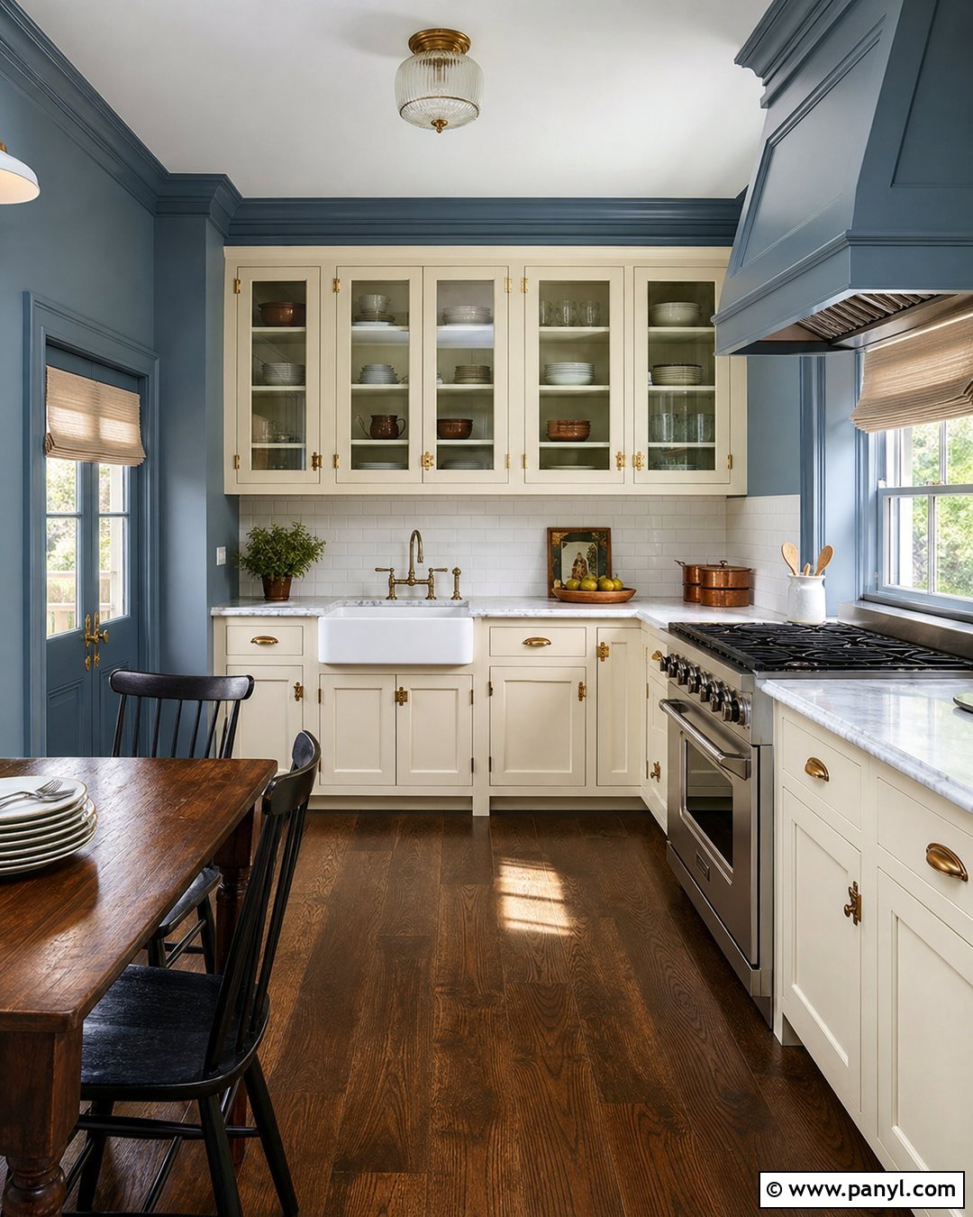 Blue Kitchen Walls In A Traditional Kitchen - 35 blue walls kitchen ideas