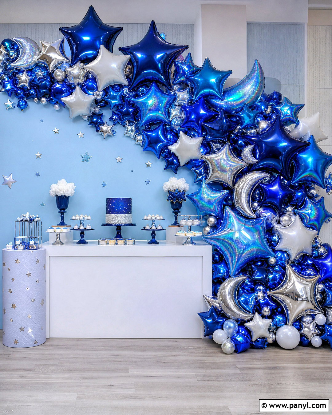Blue Star Foil Balloon Wall - 20 foil balloon wall ideas