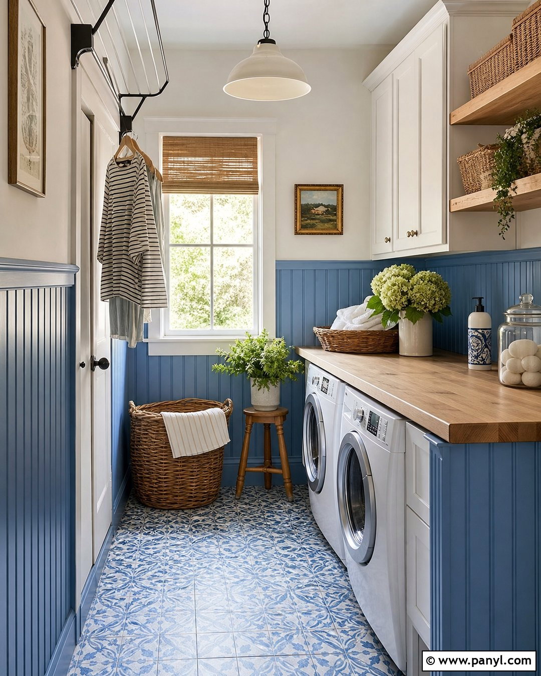 Blue Wainscoting Laundry Room - 35 blue wainscoting ideas