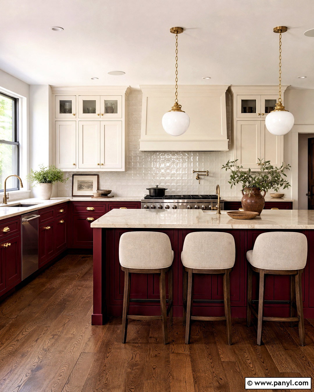 Burgundy Kitchen - 20 trendy kitchen colors