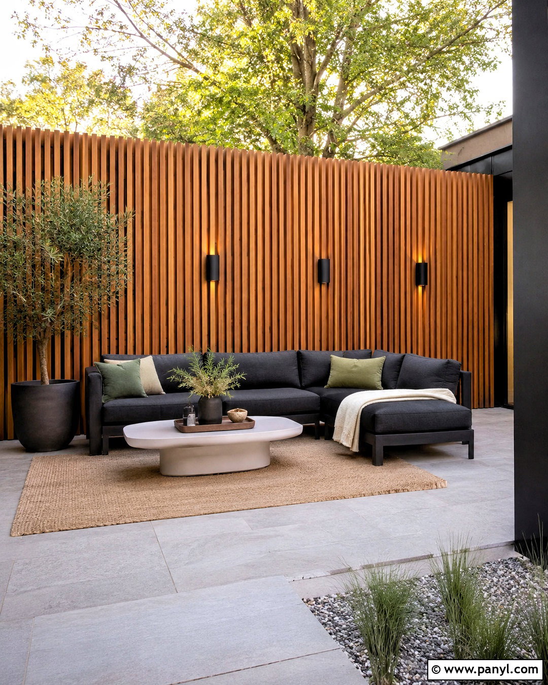 Cedar Slat Outdoor Feature Wall - 20 outdoor feature wall ideas