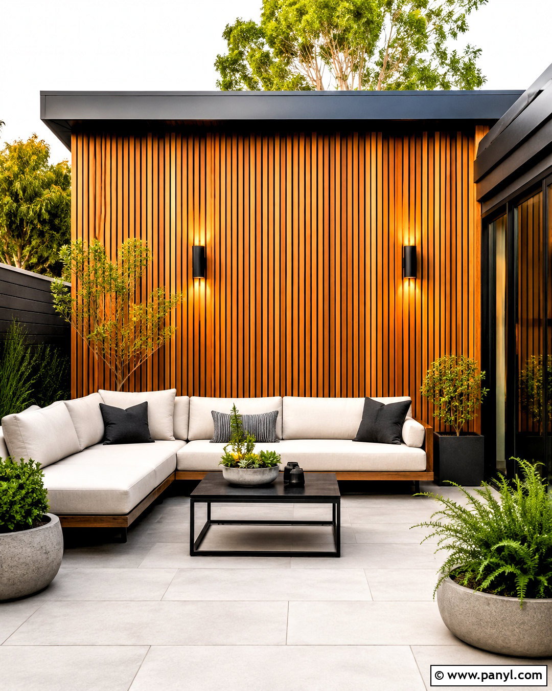 Cedar Slat Patio Wall - 20 outdoor patio wall ideas