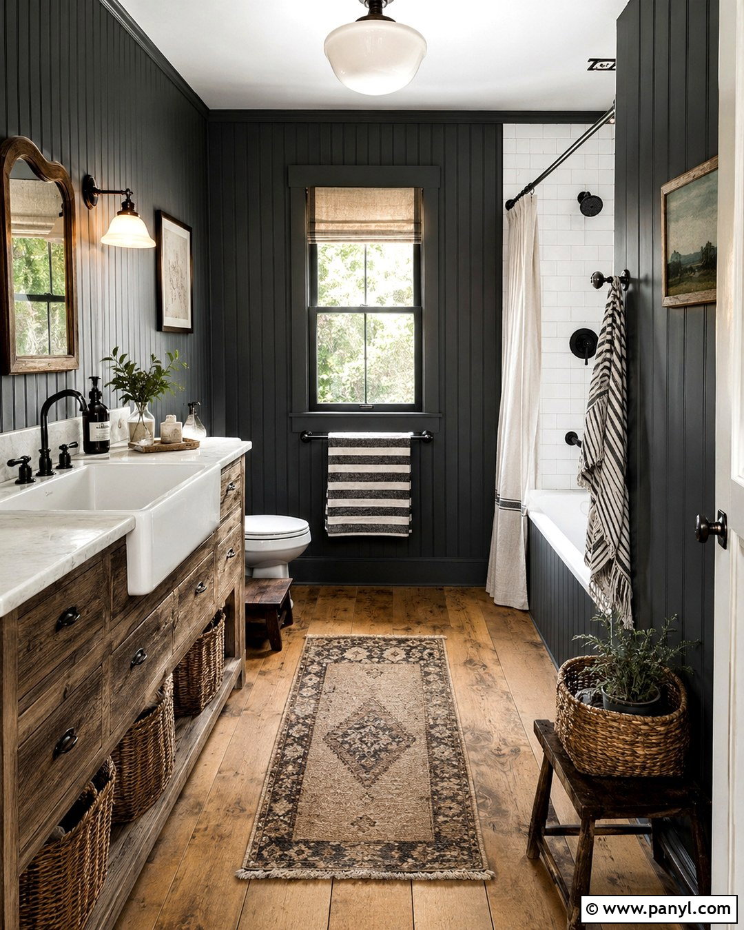 Charcoal Farmhouse Bathroom - 20 Vintage Bathroom With Dark Walls