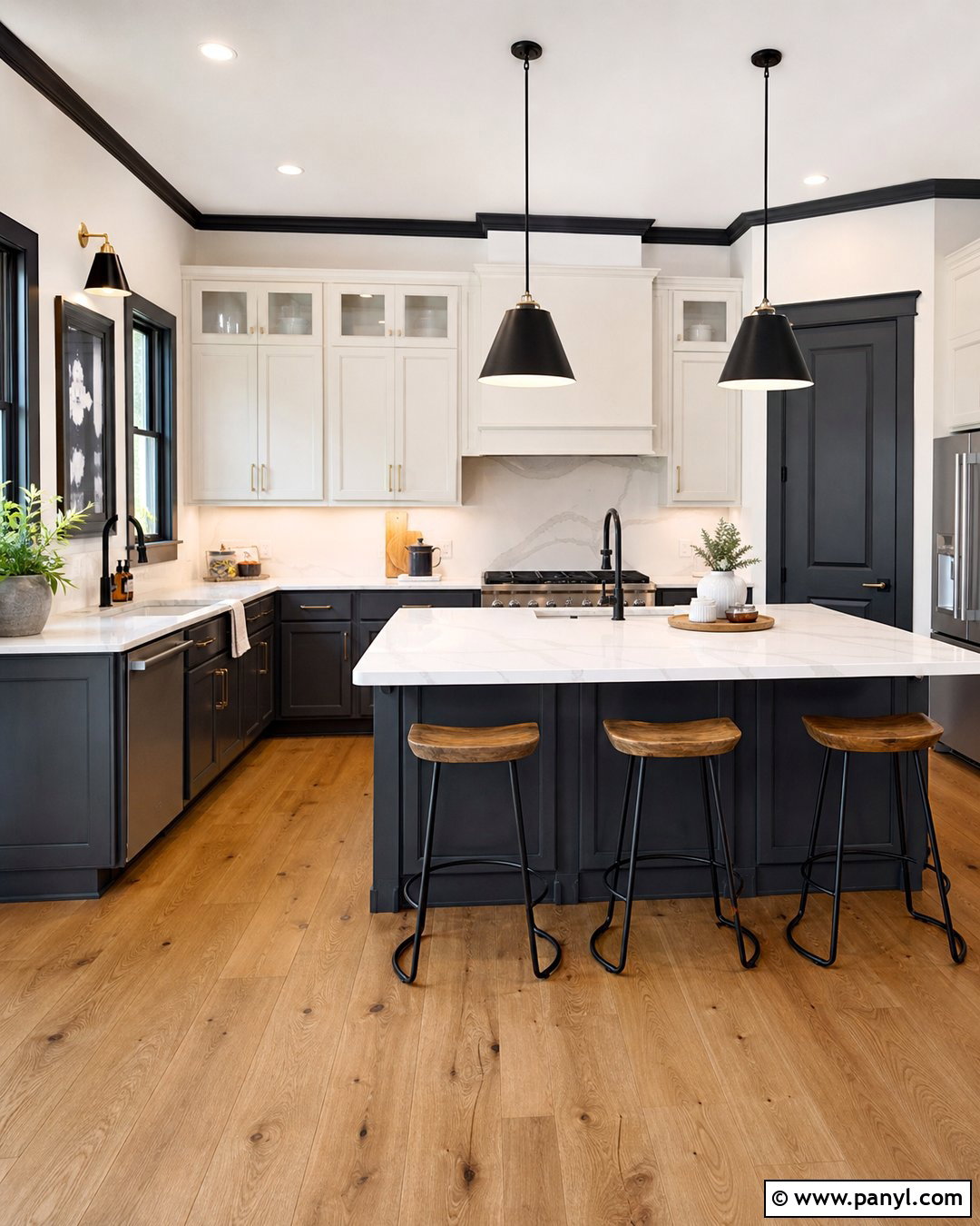 Charcoal Trim With Warm White Kitchen Walls - 45 darker trim lighter walls
