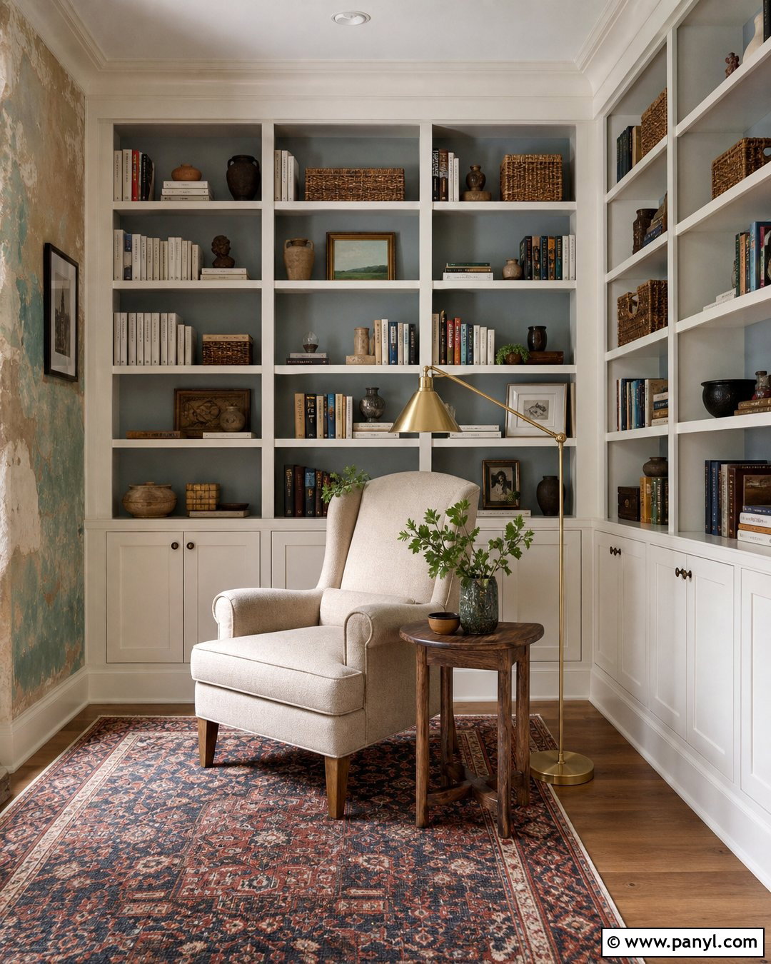 Chipped Paint Wall Built In Shelves - 20 Chipped Paint On Wall Ideas