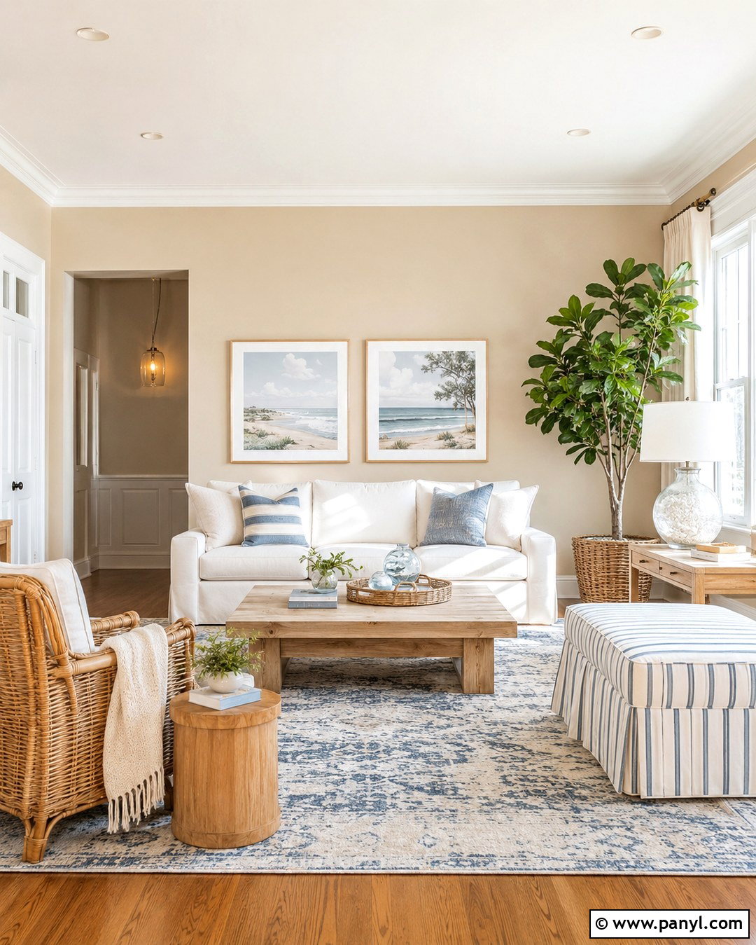 Coastal Room With Light Brown Walls And White Trim - 20 Light Brown Walls With White Trim Ideas
