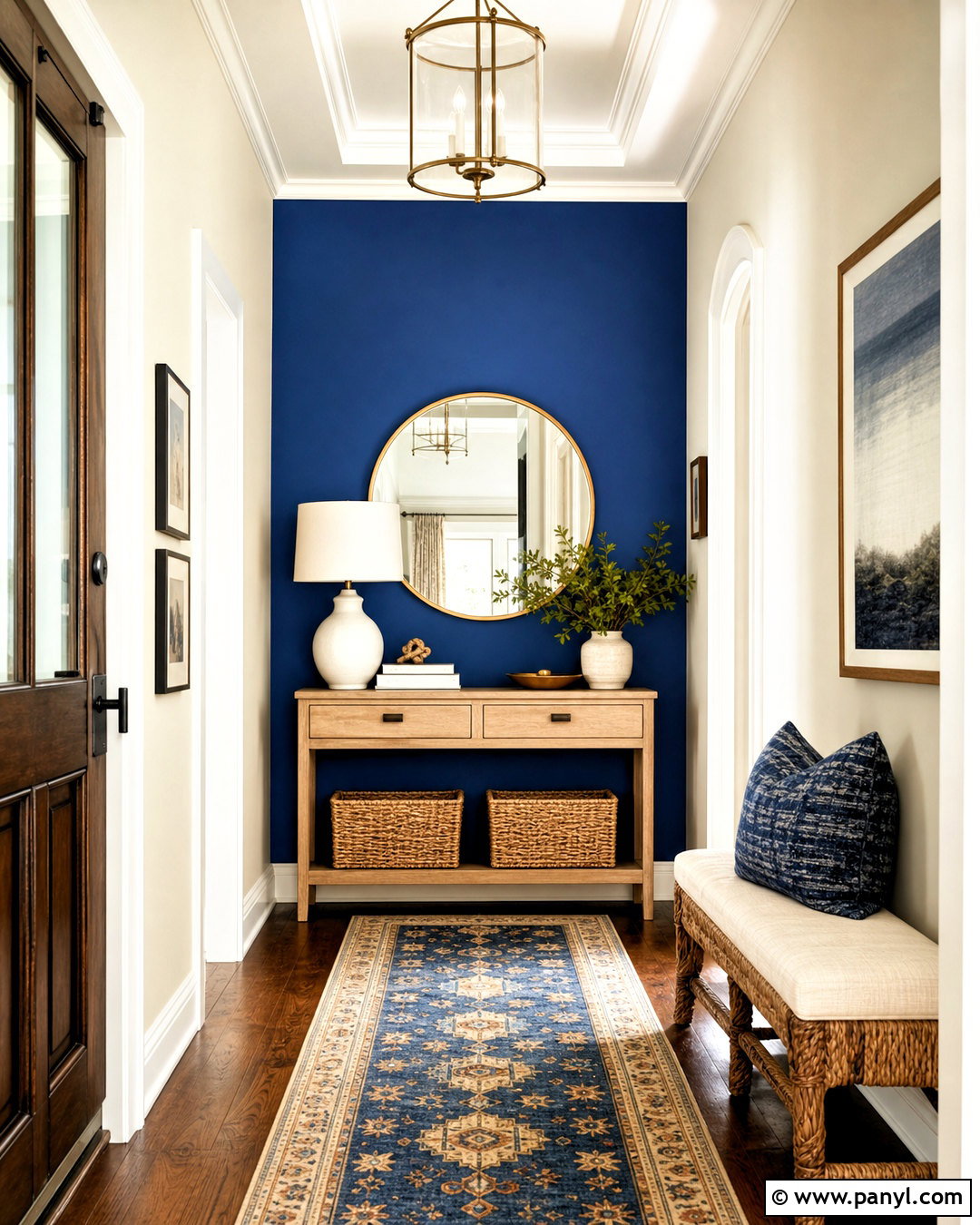 Cobalt Blue And Soft Cream Walls - 20 best colour combinations for walls