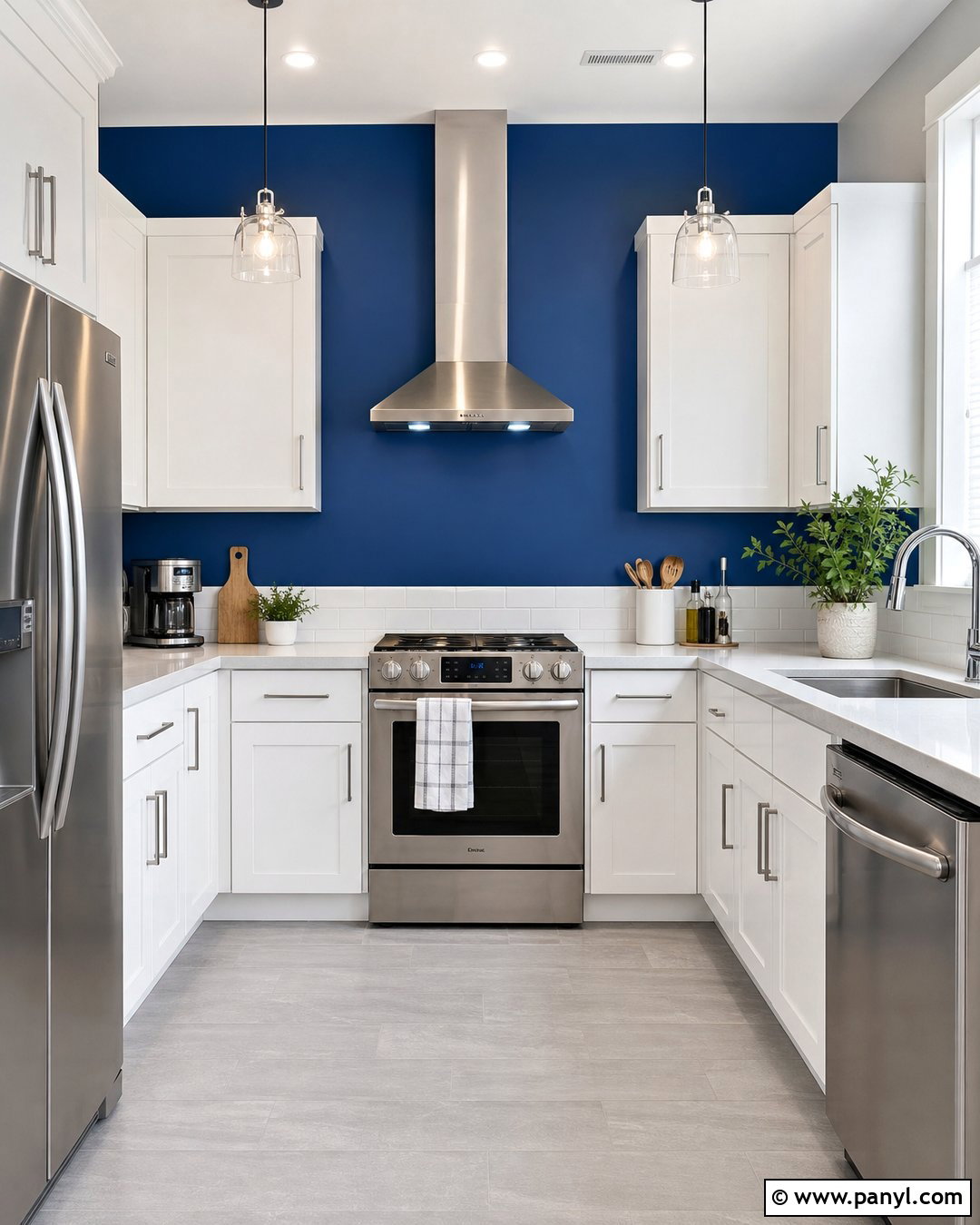 Cobalt Blue Backsplash Color Block Kitchen Wall - 20 Color Block Kitchen Wall Ideas