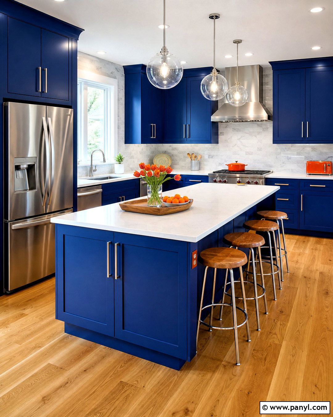 Cobalt Blue Kitchen - 20 bold kitchen colors