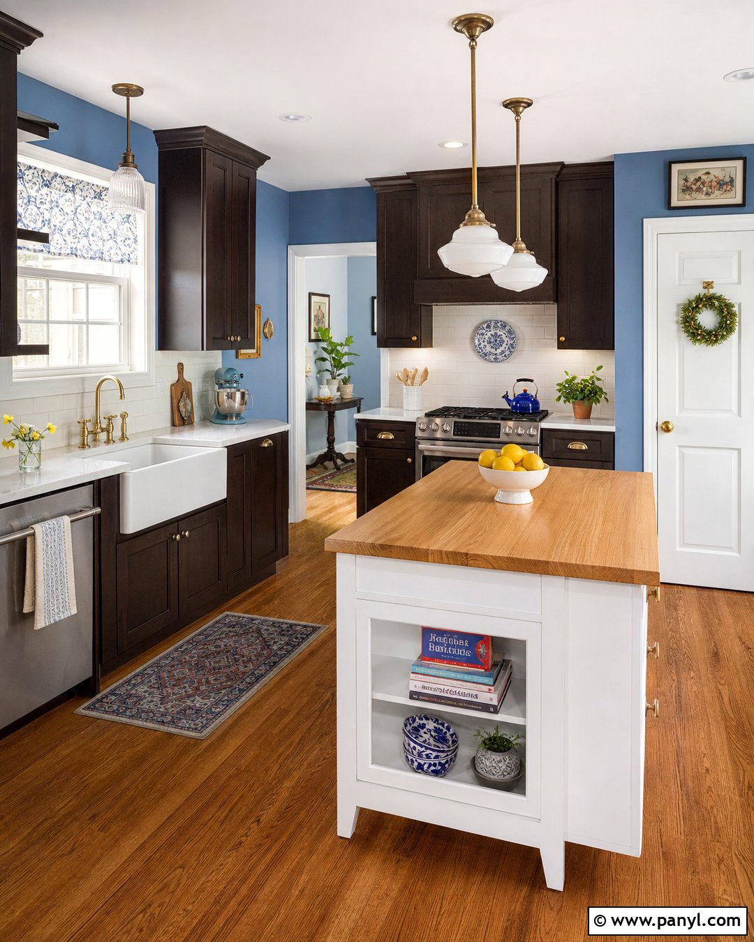 Cornflower Blue Kitchen Walls With Espresso Cabinets - 20 Blue Kitchen Walls With Dark Cabinets