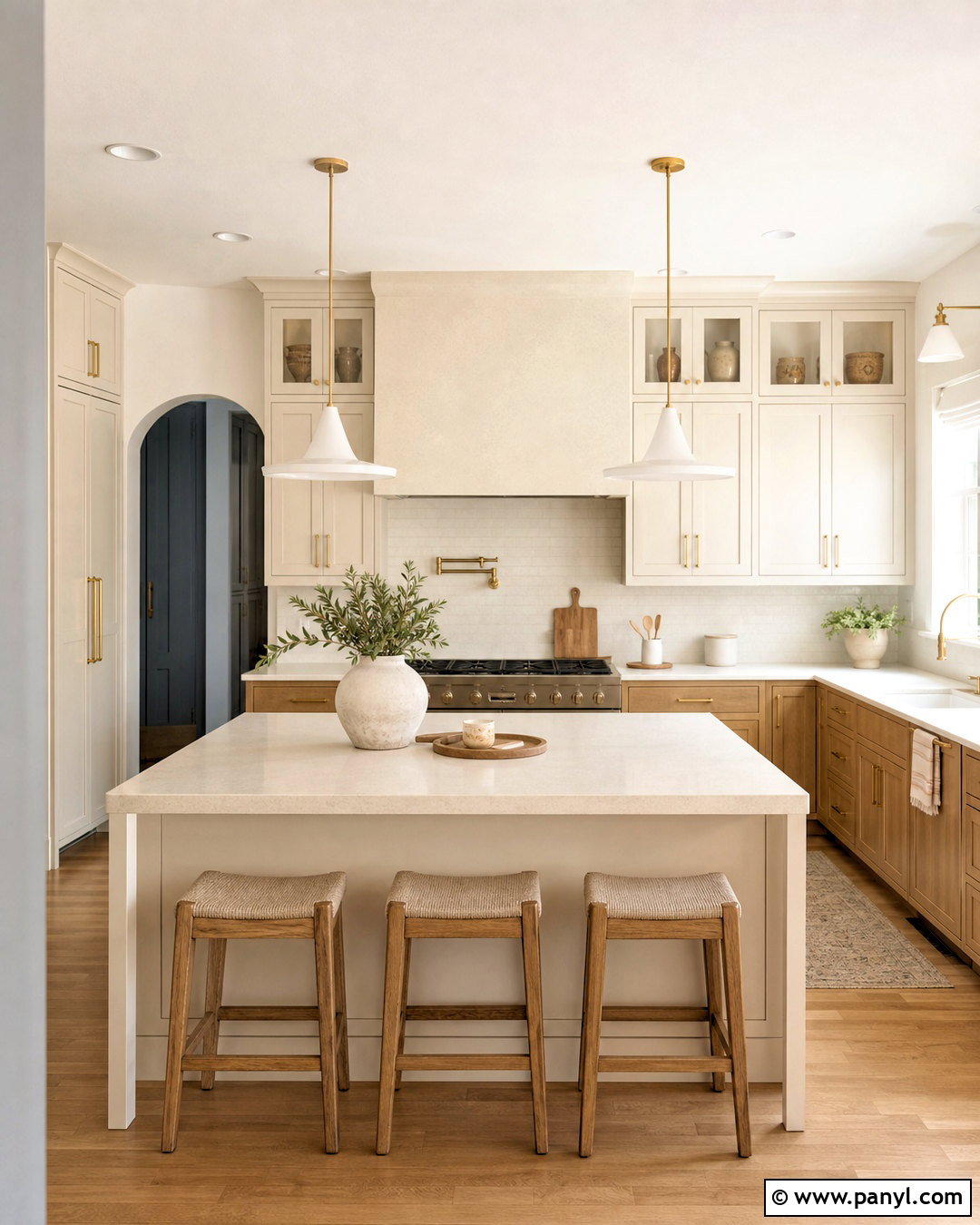 Cream Kitchen With Wood Cabinets - 20 cream kitchen ideas