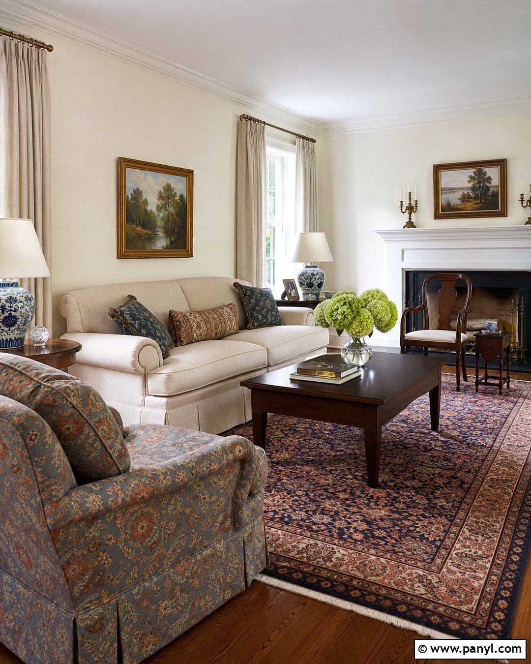 Cream Walls In Traditional Home - 30 Cream Color Walls