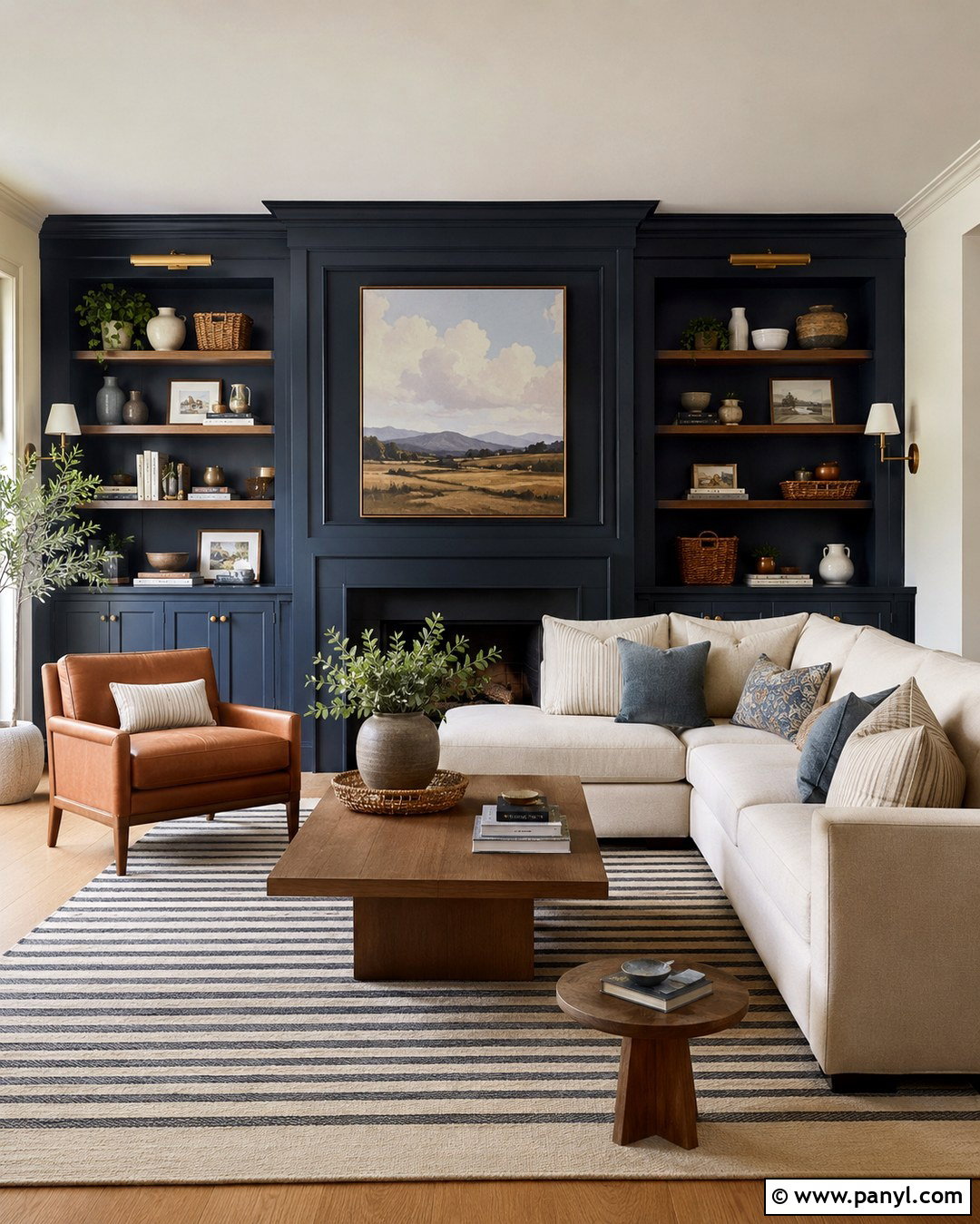 Cream Walls With Navy Built-Ins - 20 Navy And Cream Walls