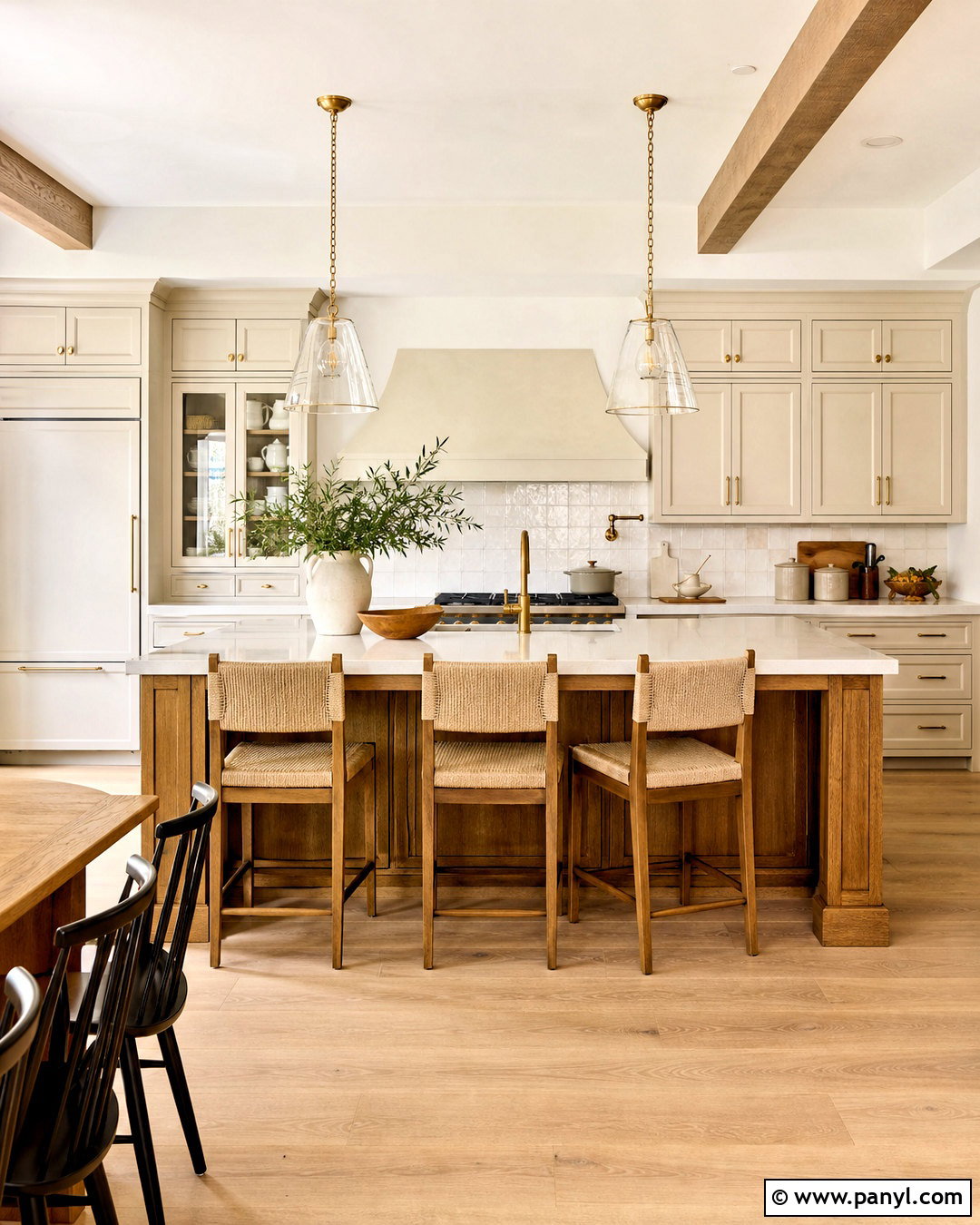 Cream and Oak Neutral Kitchen - 20 neutral interior design ideas