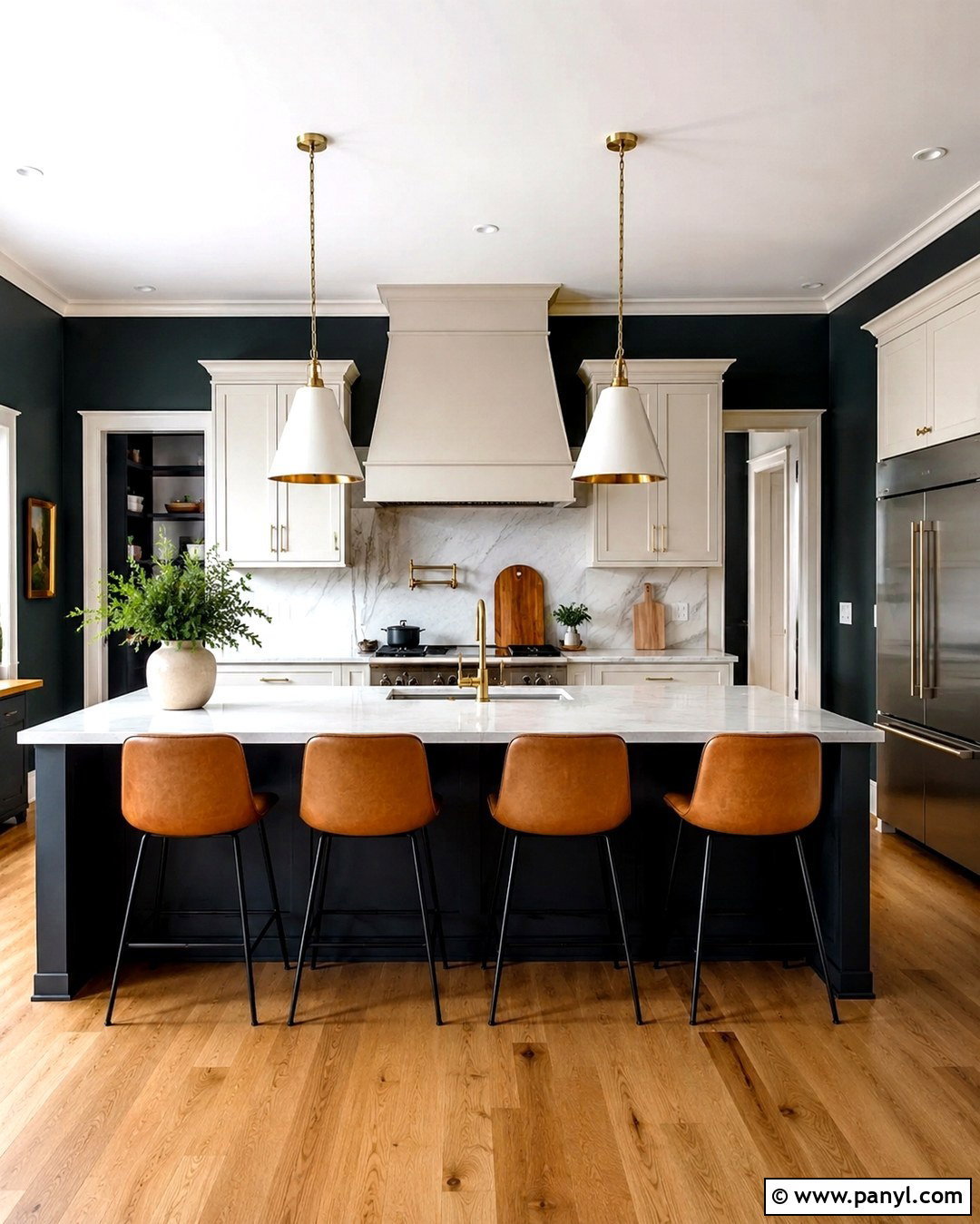20 Dark Wall in Kitchen Ideas for a Bold, Sophisticated Look