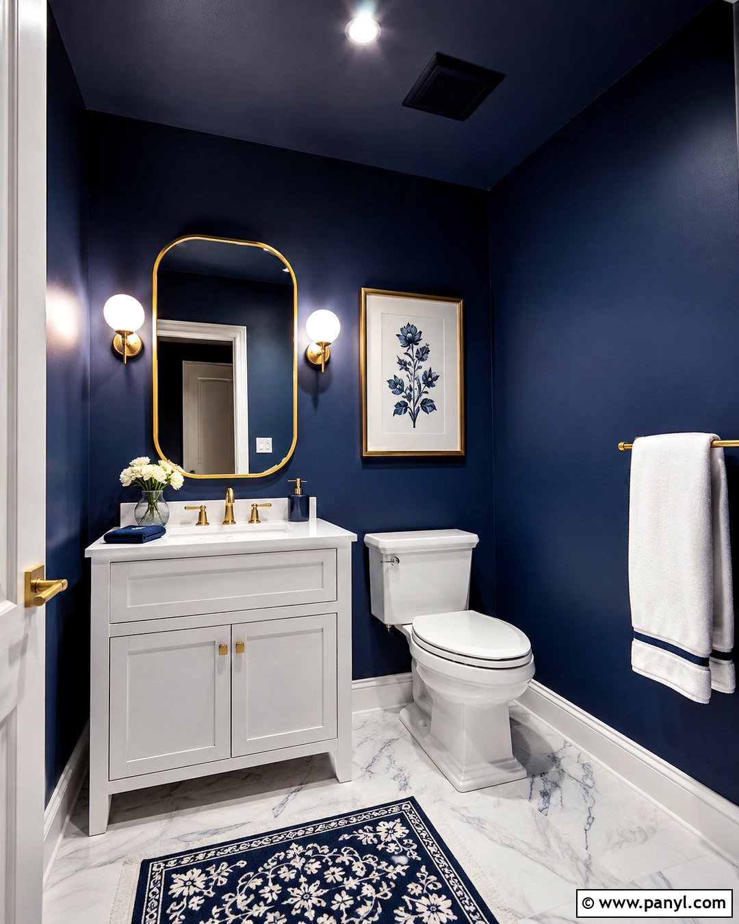 Deep Navy Small Bathroom - 20 paint colors for small bathrooms