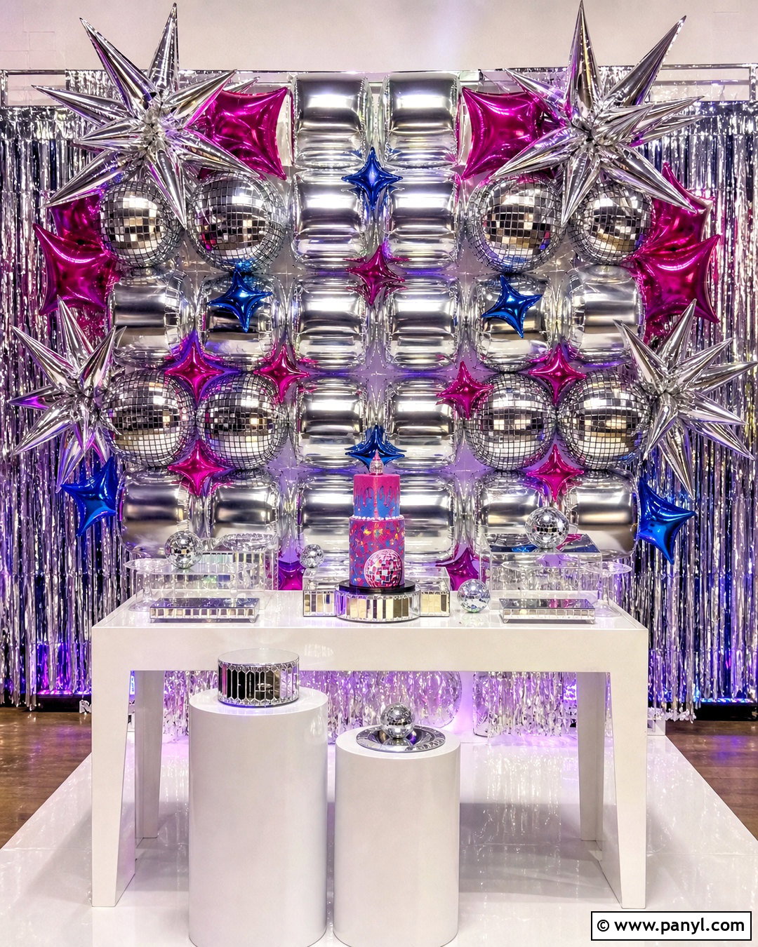 Disco Foil Balloon Wall - 20 foil balloon wall ideas