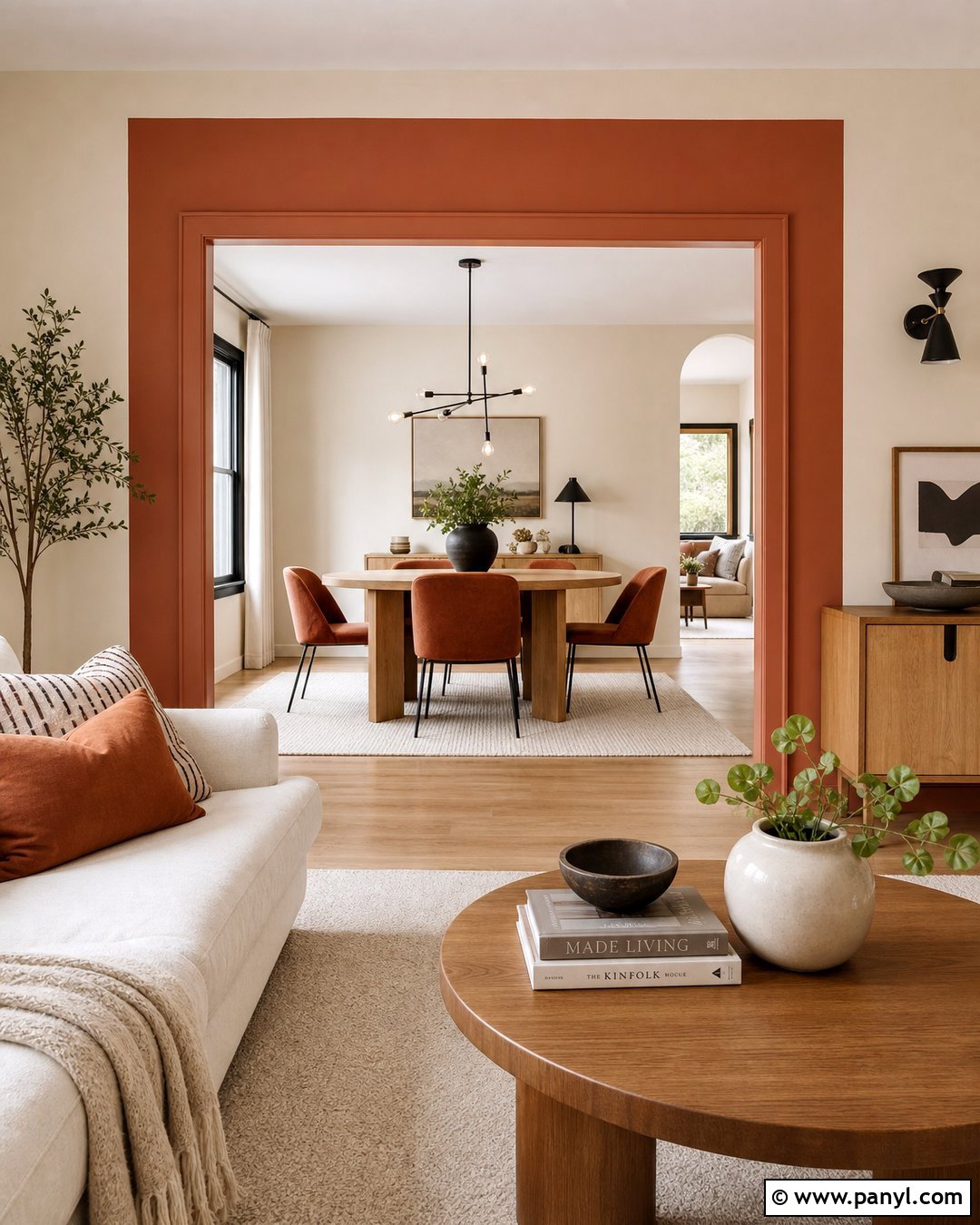 Door Frame Color Block - 35 decorative wall paint ideas
