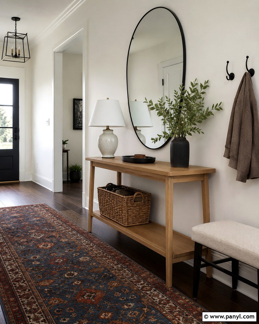 Eggshell White Walls In An Entryway - 20 Eggshell White Walls