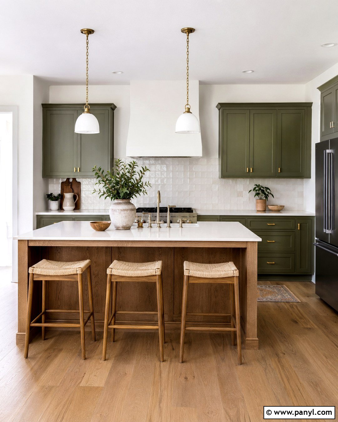 Eggshell White Walls With Sage Green Cabinets - 20 Eggshell White Walls