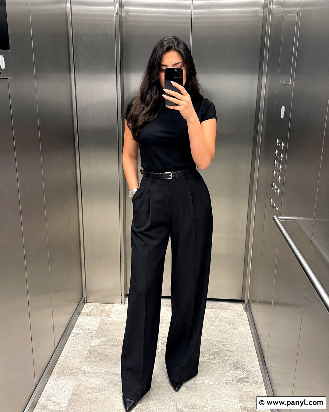 Elevator Mirror Selfie - 20 pretty selfies