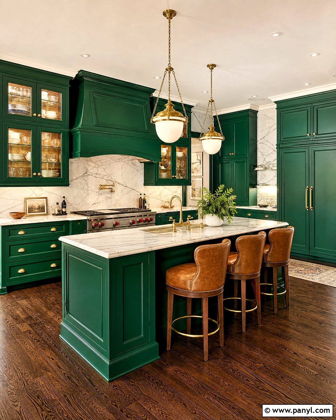 Emerald Green Kitchen - 20 bold kitchen colors