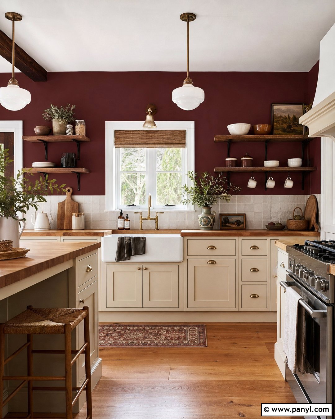 Farmhouse Kitchen With Burgundy Walls - 35 burgundy kitchen walls