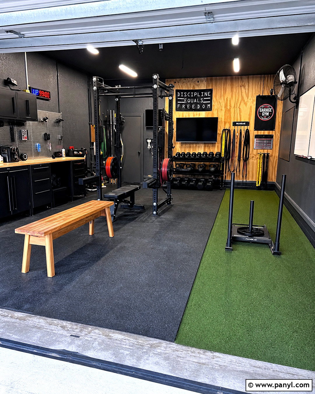 Garage Gym - 20 gym decorating ideas