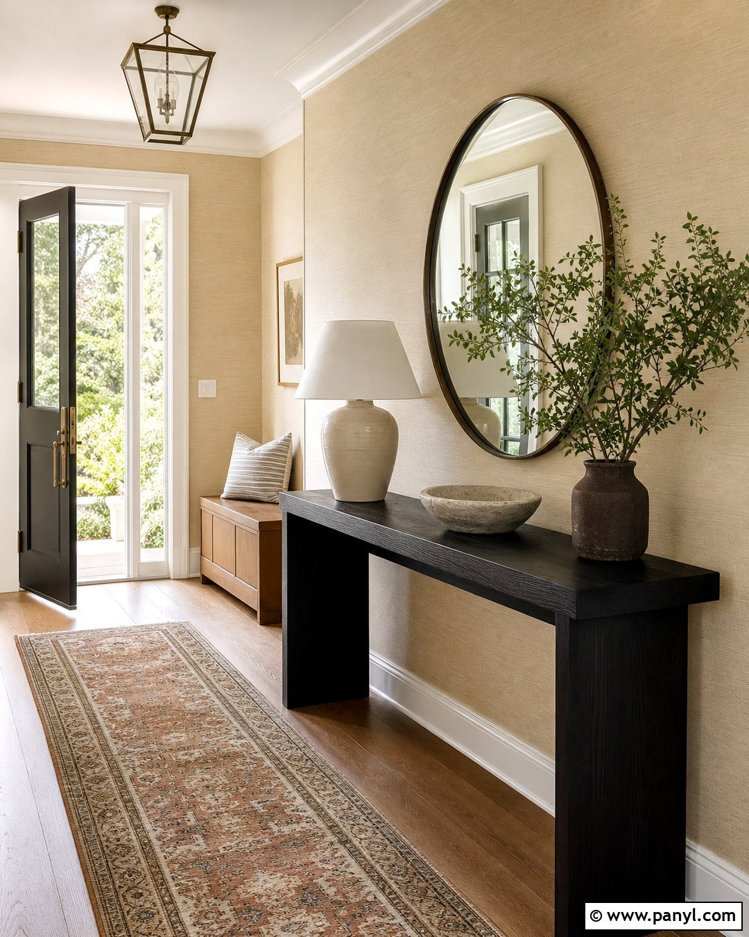Gold Wall Entryway - 35 Gold Walls