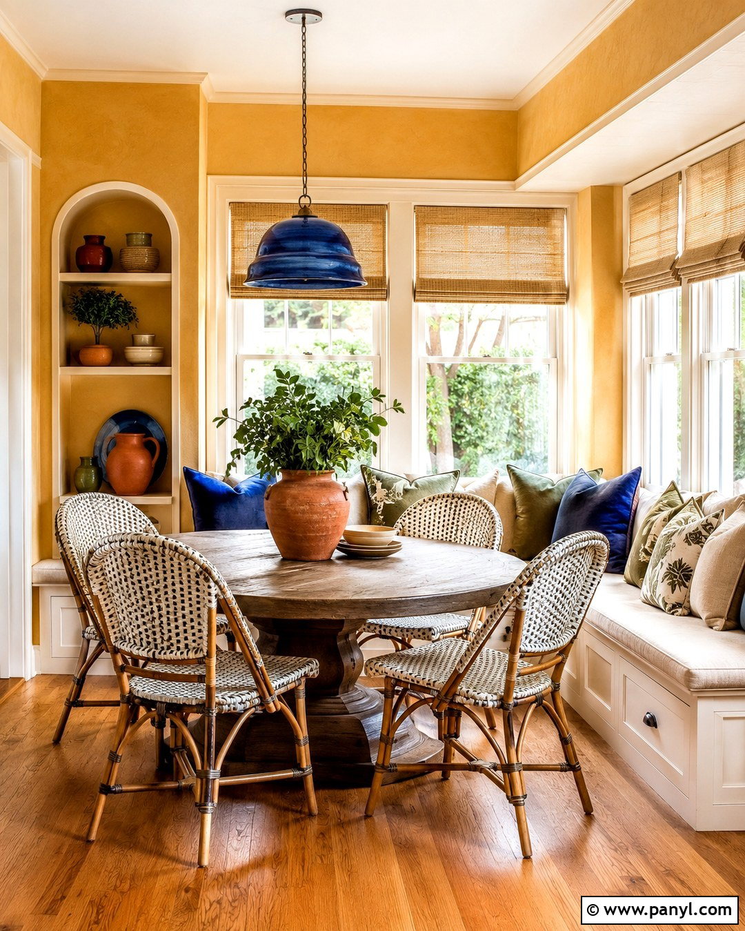 Golden Yellow Mediterranean Wall Color - 20 Mediterranean Wall Colors