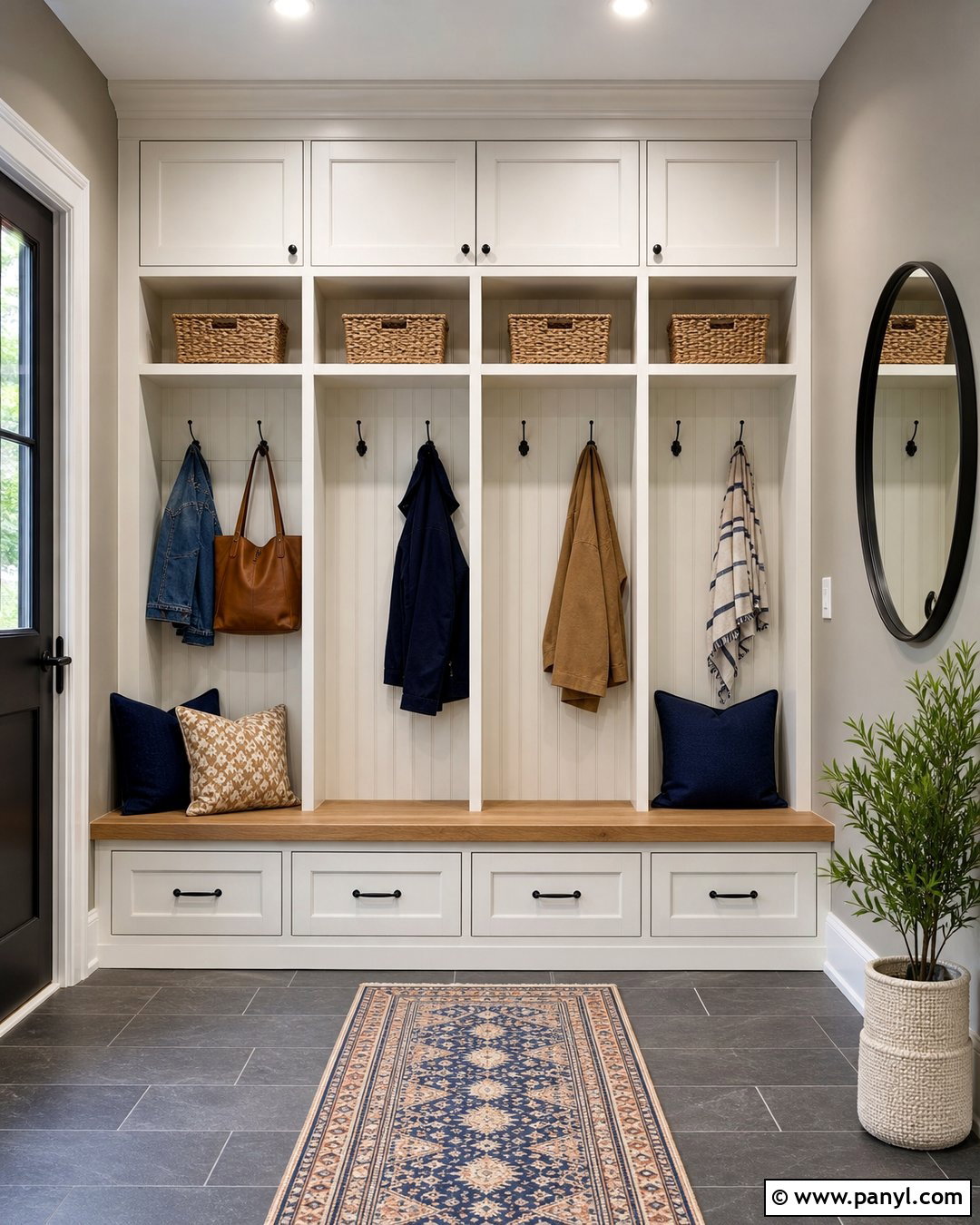 Gray Wall Mudroom - 30 gray wall room ideas