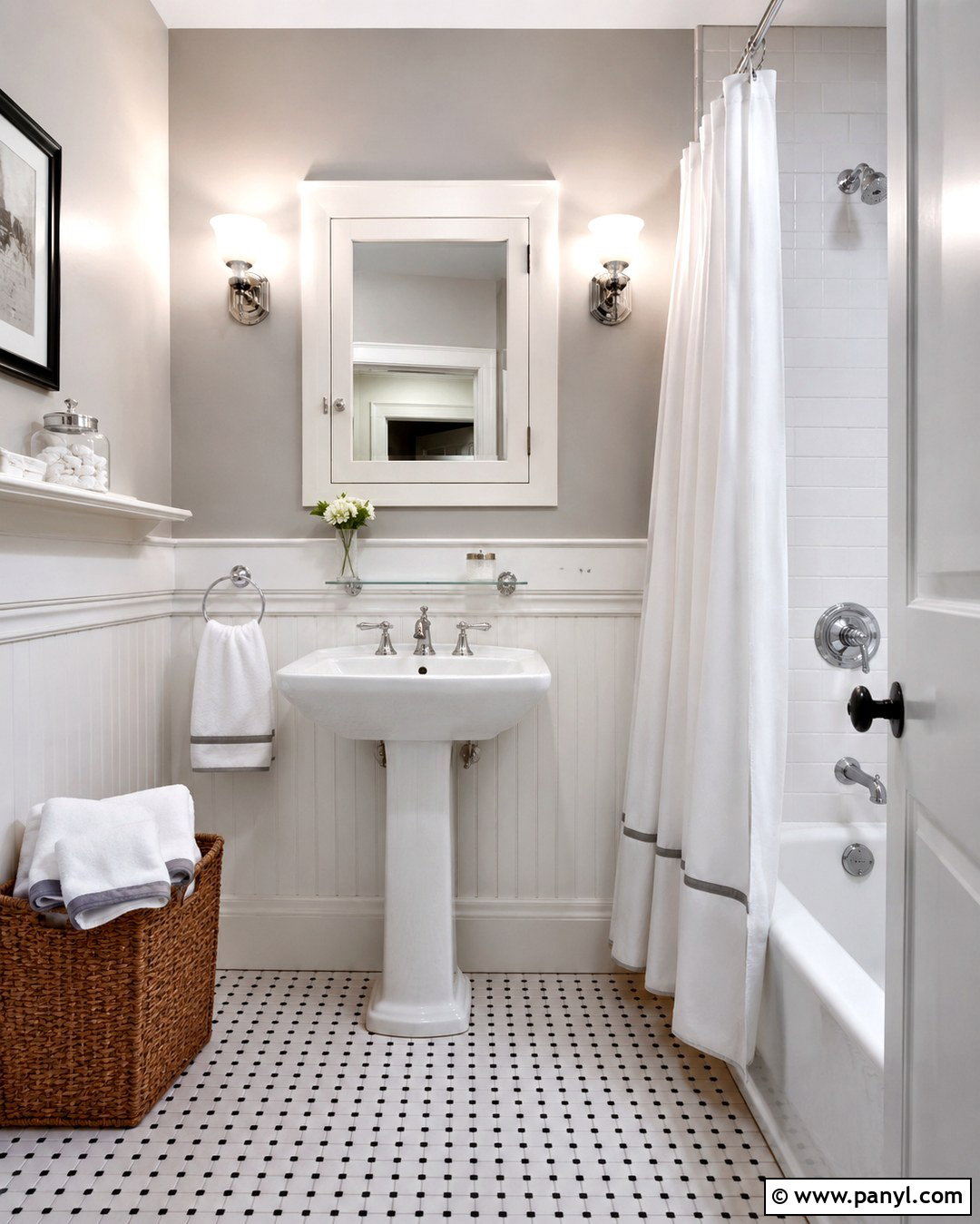 Gray Walls With Pedestal Sink - 20 Small Bathroom With Gray Walls