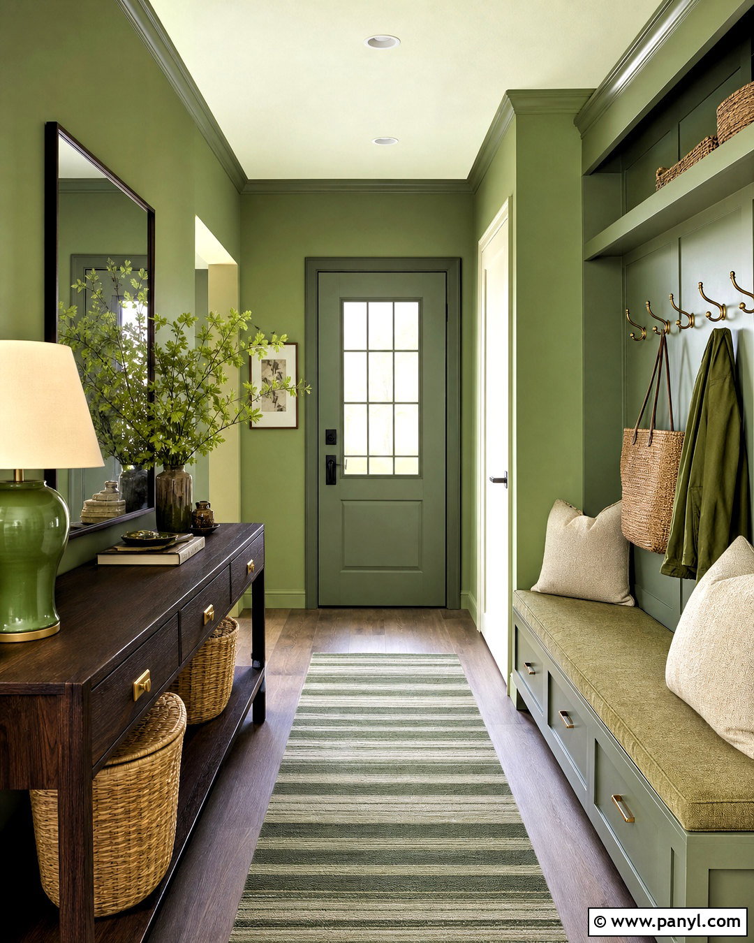 Green Entryway - 20 all green room ideas