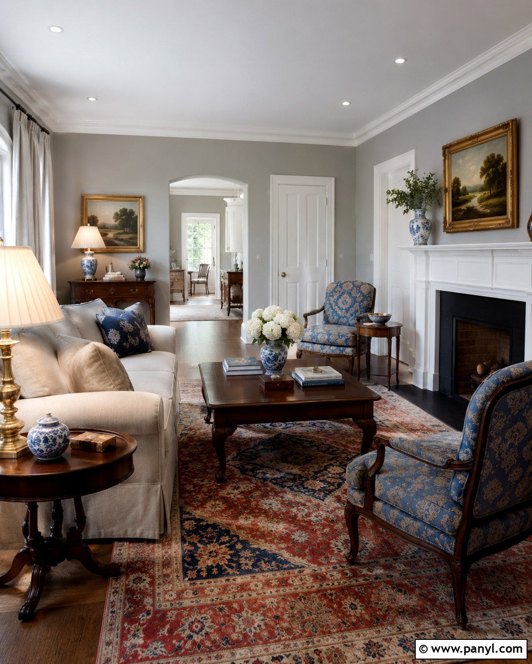 Grey Living Room With Traditional Furniture - 20 Grey Wall White Trim Living Room Ideas
