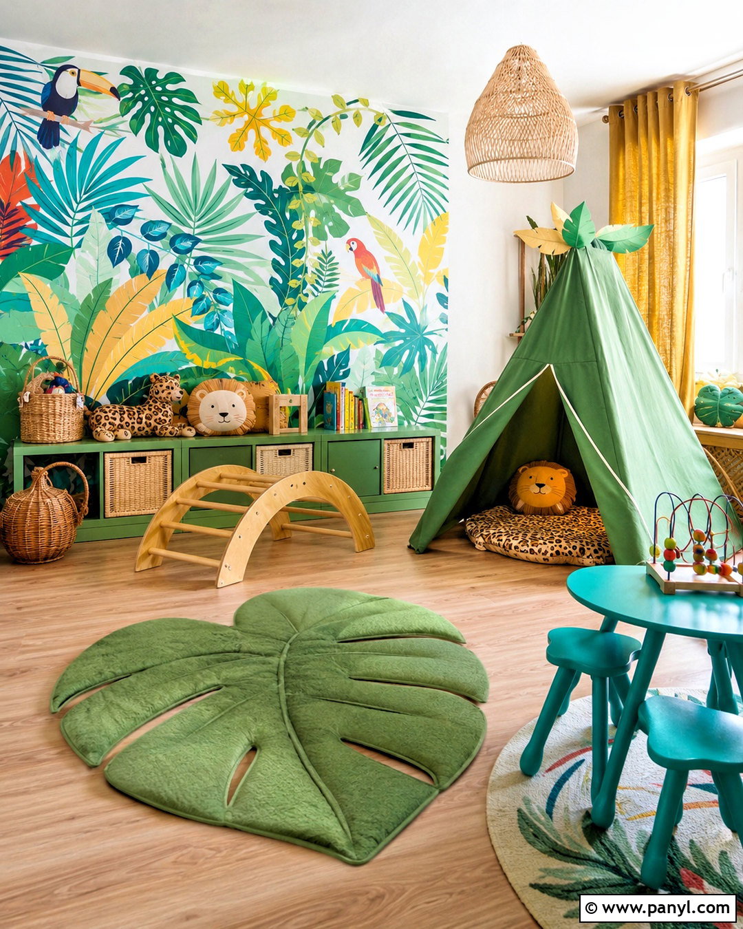 Jungle Playroom - 20 colorful playroom ideas